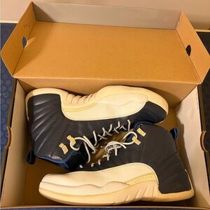 Jordan Retro 12 Obsidian size 9.5 not in original box